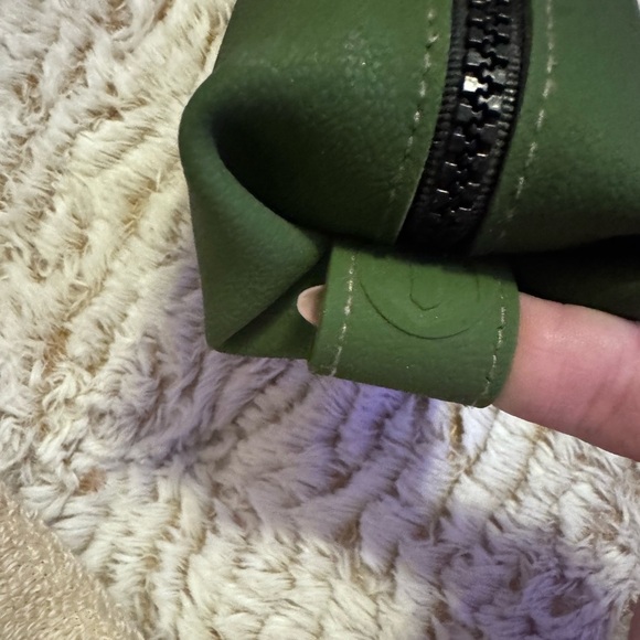 Tooletries The Koby Mini Dopp Kit Toiletries Bag, Anti Bacterial Green Silicone - Picture 7 of 16